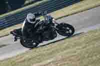 Evening Low_Mid Group Black Bikes